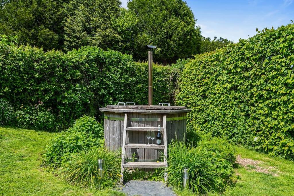 Luxury Self-Contained Cottage For Two With Hot Tub Staverton  Buitenkant foto